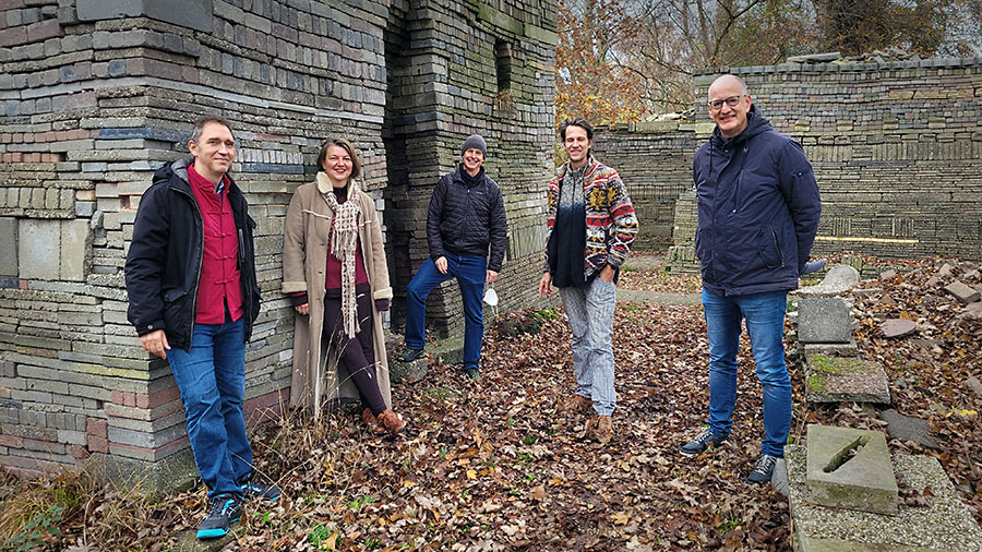 Tijdrebel bijeen Roman Krznaric in de ecokatehdraal Heerenveen