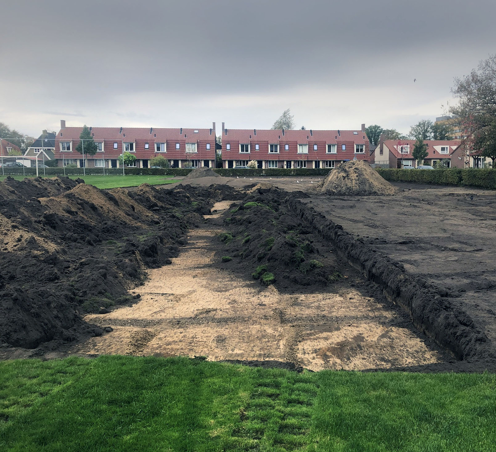 Start aanleg beleeftuin rozenveldje Heerenveen-Noord