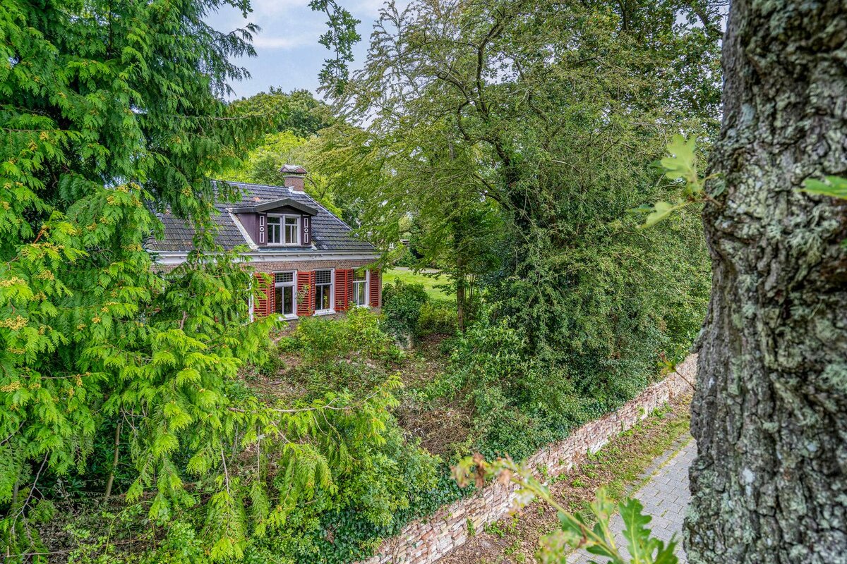 De voormalige woning van Louis en Inge Le Roy staat te koop (foto: Funda)